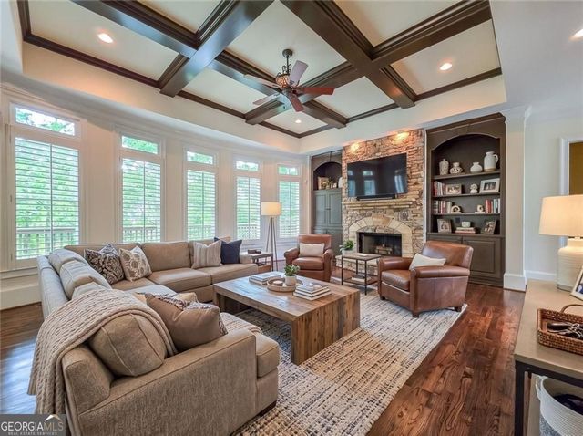 7725 NW Marsh Court NW, Sandy Springs, GA 30328