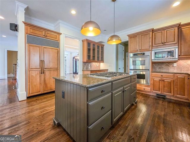 7725 NW Marsh Court NW, Sandy Springs, GA 30328