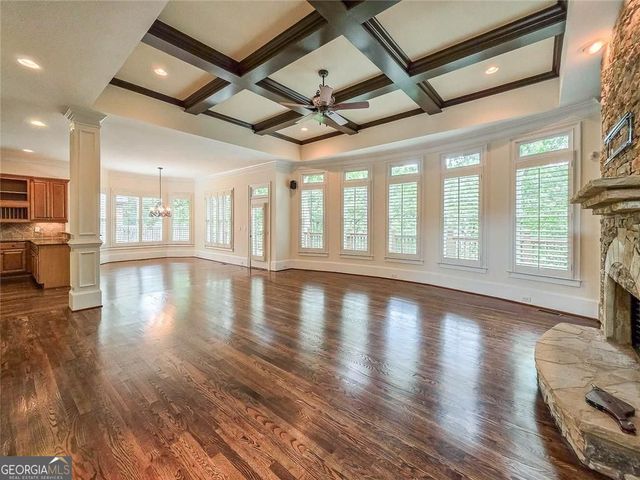 7725 NW Marsh Court NW, Sandy Springs, GA 30328