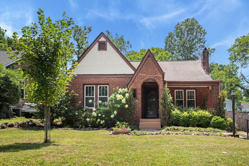 1406 Cardinal Ave, Nashville, TN 37216