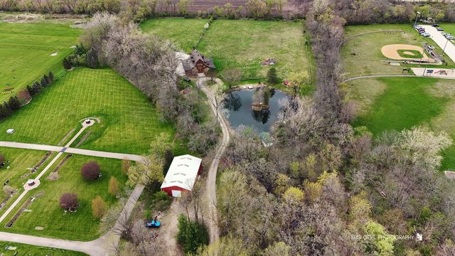 2214 MAIN STREET Road, Spring Grove, IL 60081
