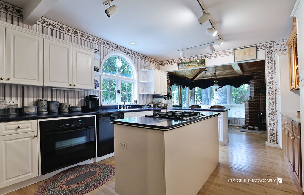 Image 24 of property listing at 2214 MAIN STREET Road, Spring Grove, IL 60081
