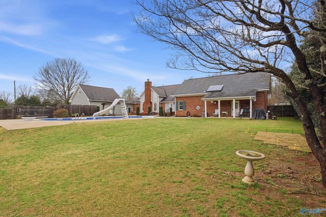 119 Matt Phillips Road NW, Huntsville, AL 35806