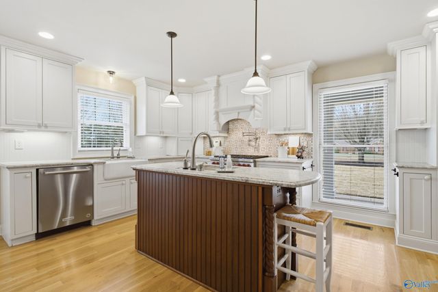 119 Matt Phillips Road NW, Huntsville, AL 35806