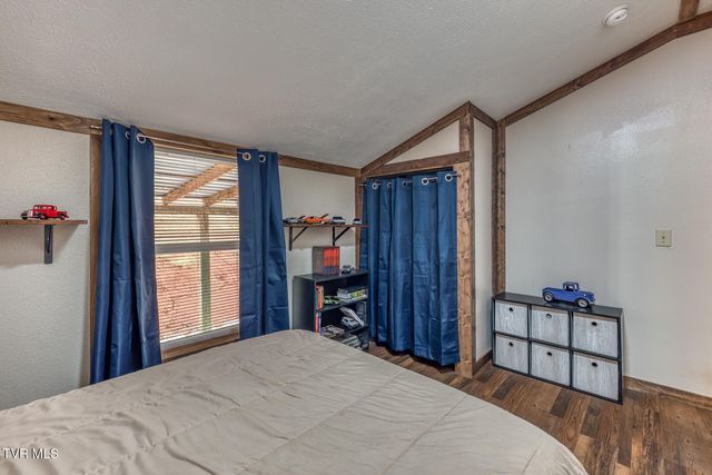 2435 Houston Valley Road, Greeneville, TN 37743