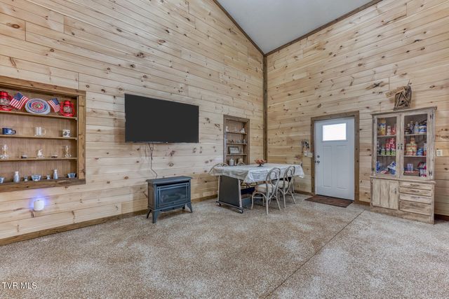 2435 Houston Valley Road, Greeneville, TN 37743