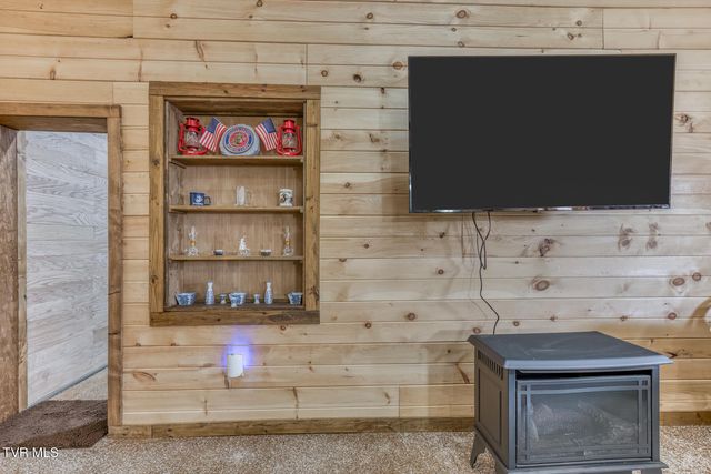 2435 Houston Valley Road, Greeneville, TN 37743