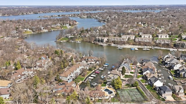 8073 Lower Bay Lane, Indianapolis, IN 46236