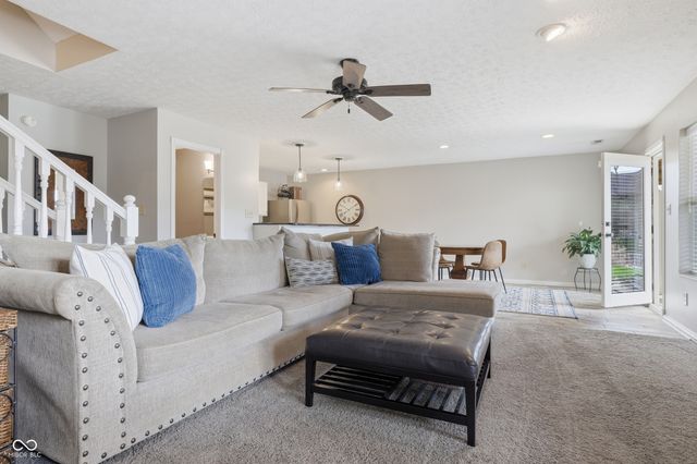 8073 Lower Bay Lane, Indianapolis, IN 46236