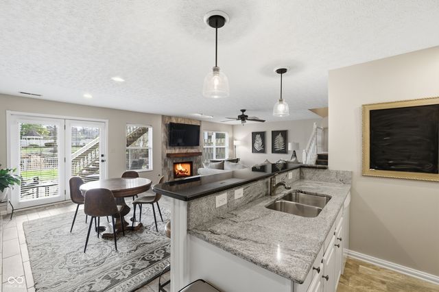 8073 Lower Bay Lane, Indianapolis, IN 46236