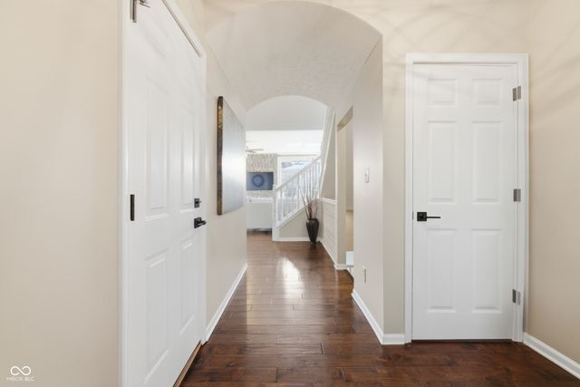 8073 Lower Bay Lane, Indianapolis, IN 46236