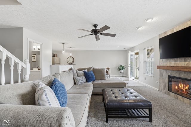 8073 Lower Bay Lane, Indianapolis, IN 46236