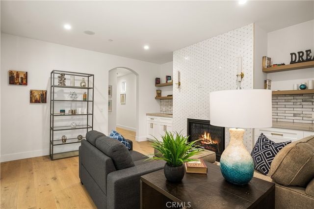 114 2nd, Seal Beach, CA 90740