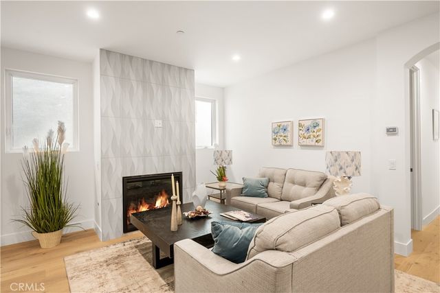 114 2nd, Seal Beach, CA 90740