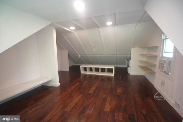 11-13 HART AVE, Hopewell, NJ 08525