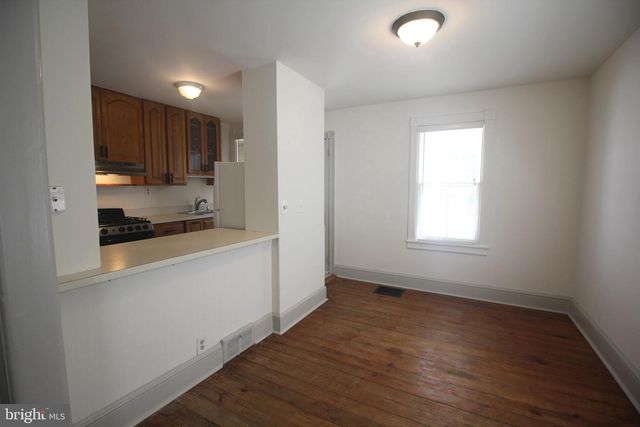 11-13 HART AVE, Hopewell, NJ 08525