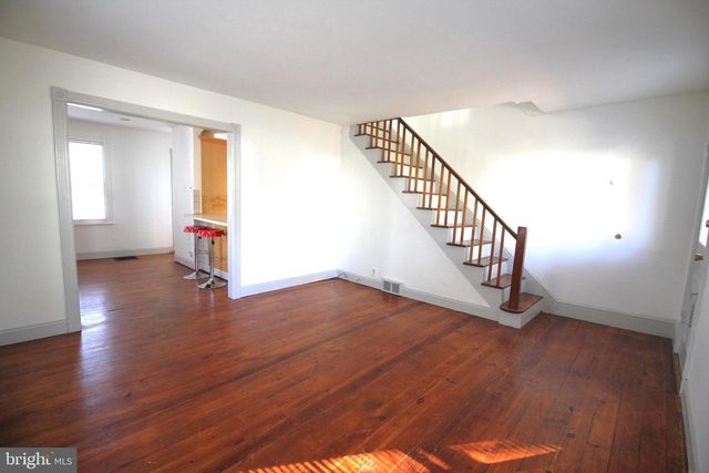 11-13 HART AVE, Hopewell, NJ 08525