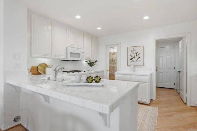 6916 Thrush Place, Carlsbad, CA 92011