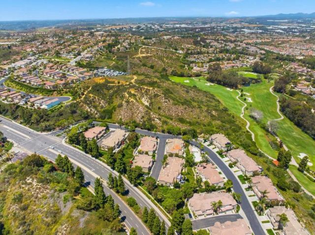 6916 Thrush Place, Carlsbad, CA 92011