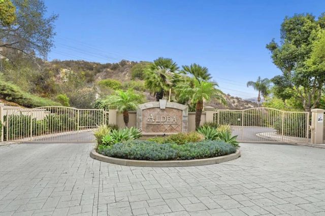 6916 Thrush Place, Carlsbad, CA 92011