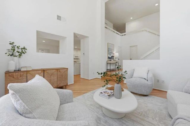 6916 Thrush Place, Carlsbad, CA 92011