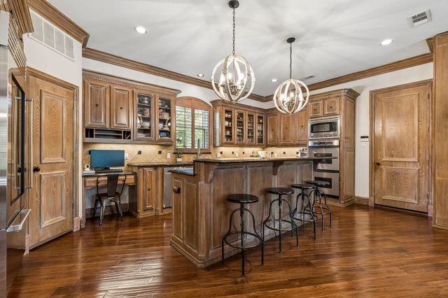 310 Deer Path, Fairview, TX 75069