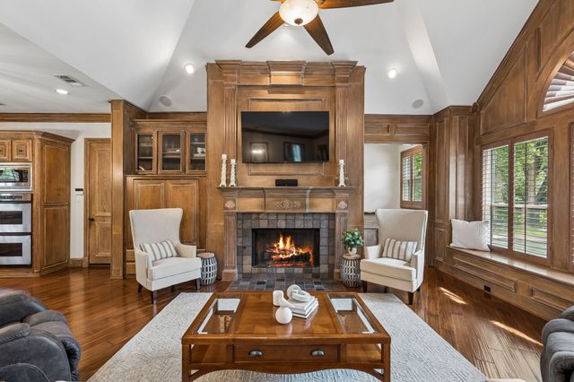310 Deer Path, Fairview, TX 75069