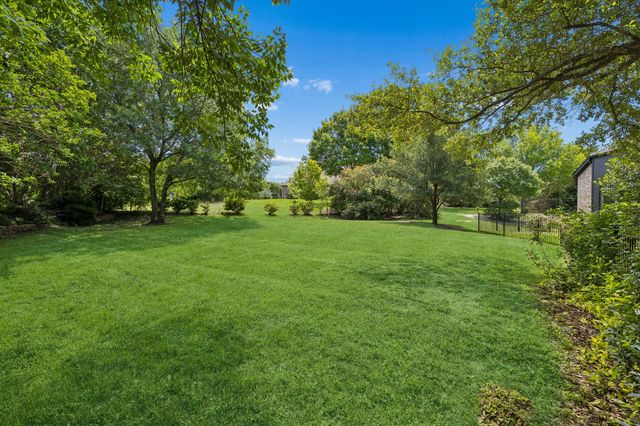 310 Deer Path, Fairview, TX 75069