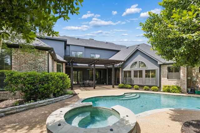 310 Deer Path, Fairview, TX 75069