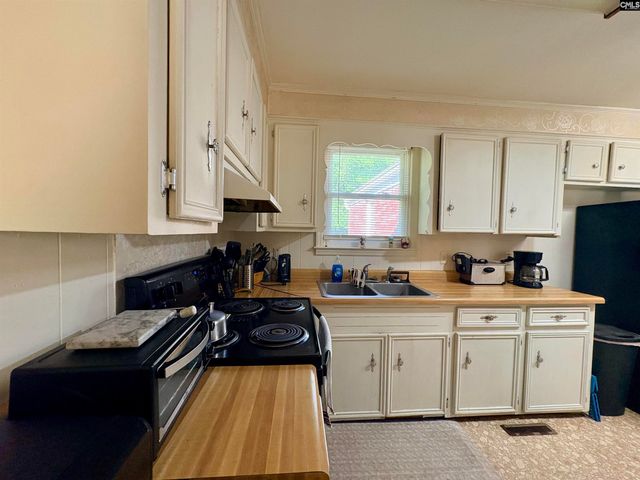 1204 Sandpit Road, Leesville, SC 29070