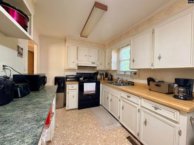 1204 Sandpit Road, Leesville, SC 29070
