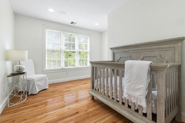 7 Tulip Way, Medway, MA 02053