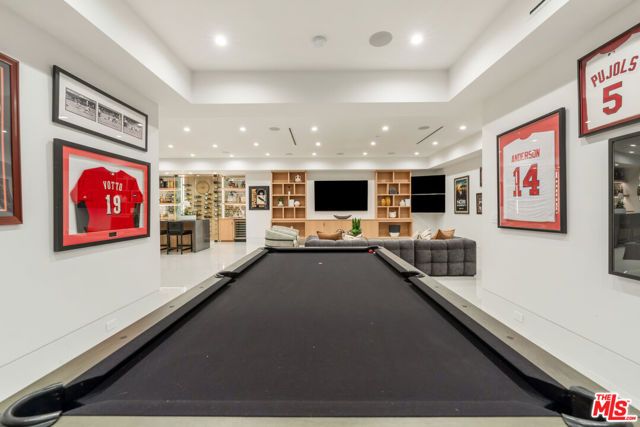 17228 Otsego Street, Encino (los Angeles), CA 91316