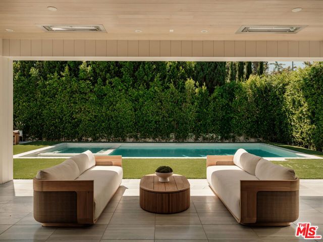 17228 Otsego Street, Encino (los Angeles), CA 91316