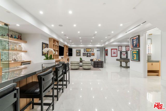 17228 Otsego Street, Encino (los Angeles), CA 91316