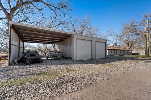 121 PR 202, Aquilla, TX 76622