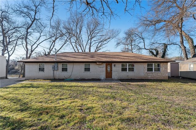 121 PR 202, Aquilla, TX 76622