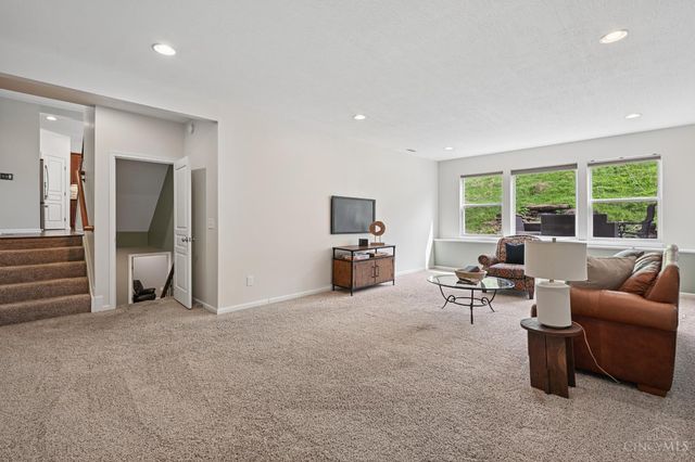 7524 Bridge Point Pass, Cincinnati, OH 45248