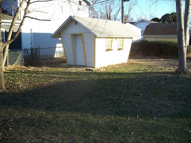 7609 E indianapolis, Wichita, KS 67207