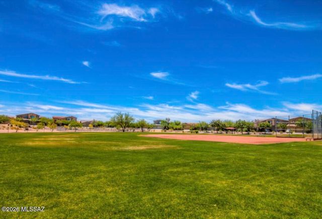 7830 E Treetop Road, Tucson, AZ 85756