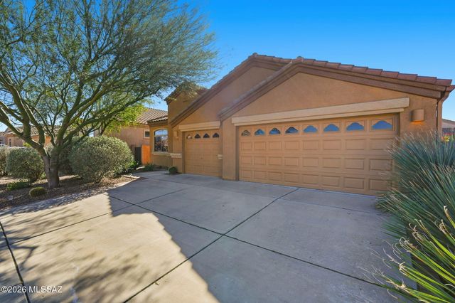 7830 E Treetop Road, Tucson, AZ 85756