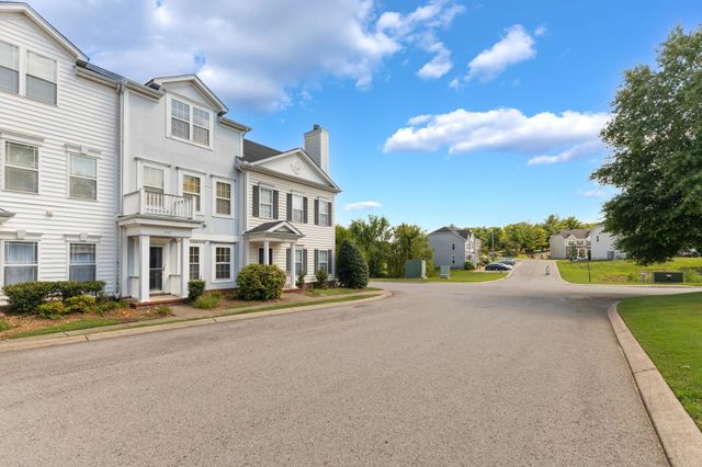 4316 Summercrest Blvd Unit 407, Antioch, TN 37013