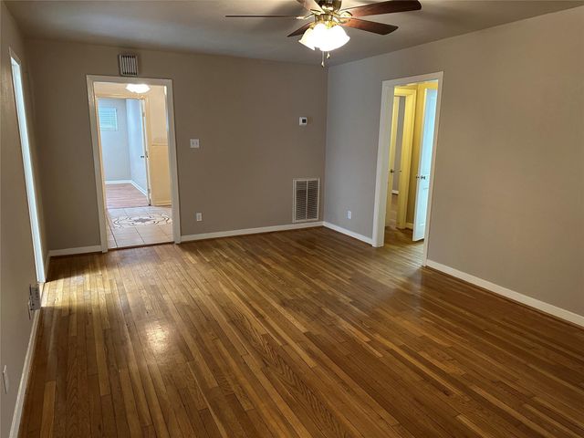 4214 Gano Street, Houston, TX 77009