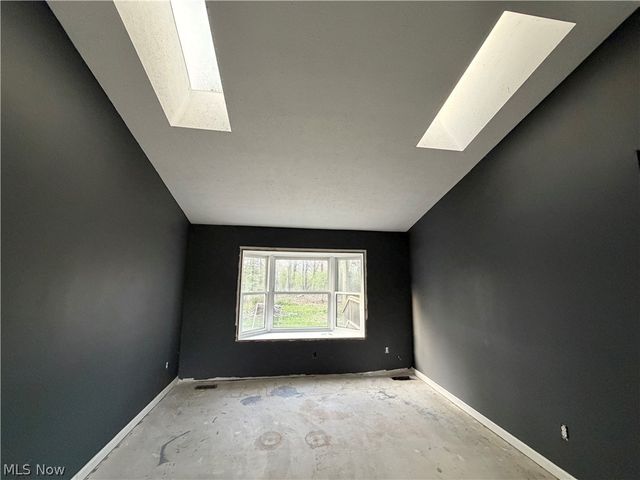 556 Greenside Drive, Painesville Twp, OH 44077
