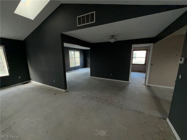 556 Greenside Drive, Painesville Twp, OH 44077