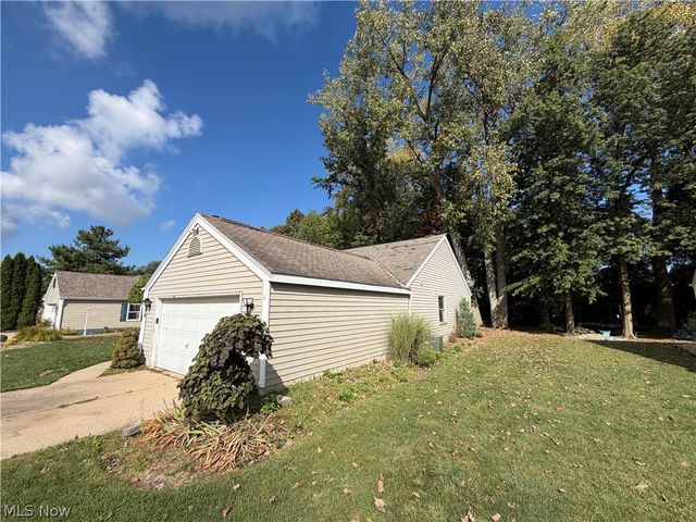 556 Greenside Drive, Painesville Twp, OH 44077