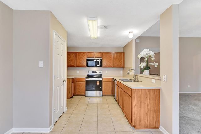 13724 Bighorn Trail, Willis, TX 77378