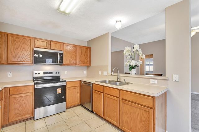 13724 Bighorn Trail, Willis, TX 77378