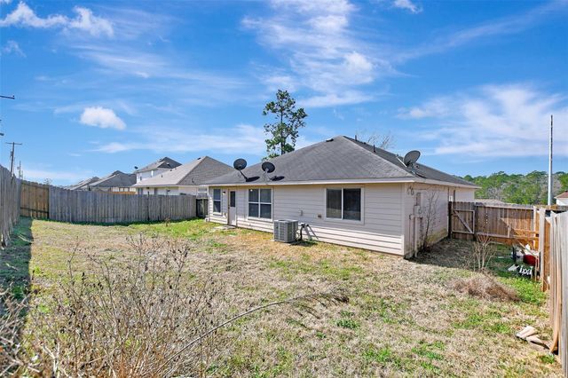 13724 Bighorn Trail, Willis, TX 77378