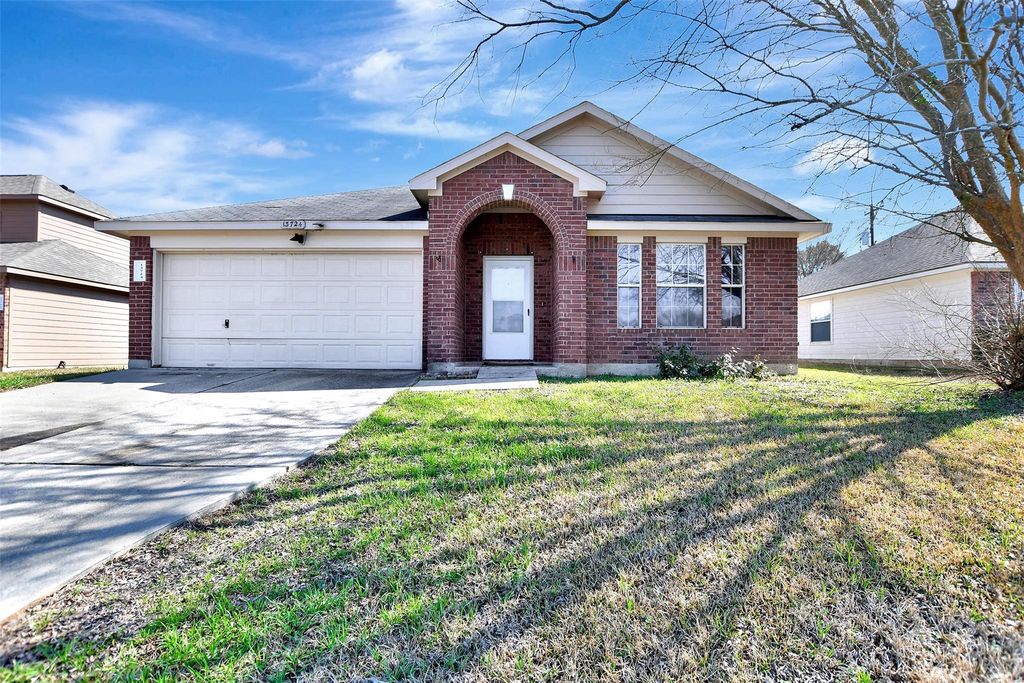13724 Bighorn Trail, Willis, TX 77378
